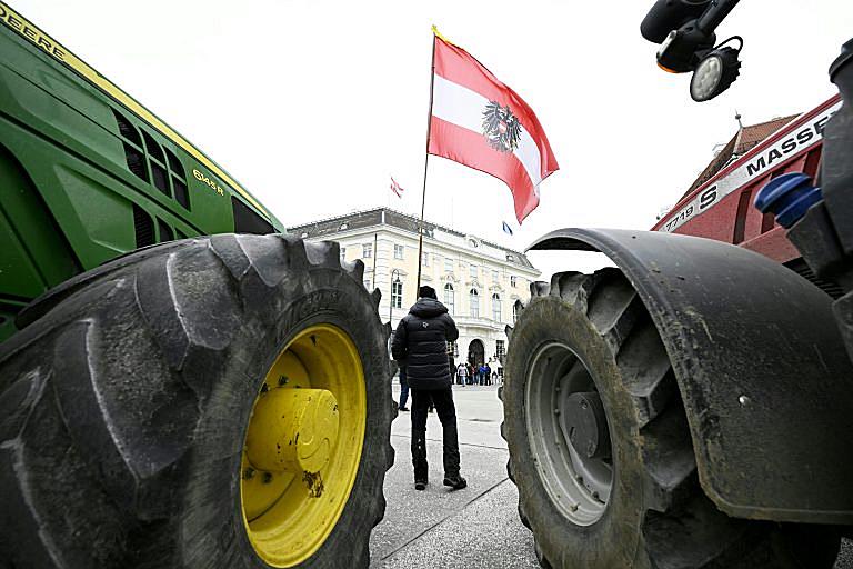 Bauerndemo in Wien: FPÖ wetterte gegen Überregulierung - Vienna Online