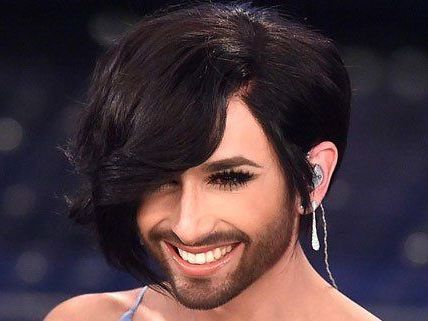 Conchita Wurst hat einen neuen Look: Kurze Haare und neues Tattoo Conchita Wurst hat einen neuen Look: Kurze Haare und neues Tattoo