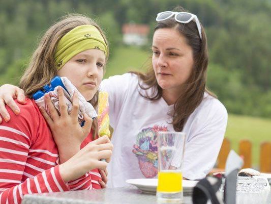 Was Tun Bei Einem Insektenstich Oder Schlangenbiss Tipps Vom Roten Kreuz Gesundheit Vienna At Was Tun Bei Einem Insektenstich Oder Schlangenbiss Tipps Vom Roten Kreuz Gesundheit Vienna At