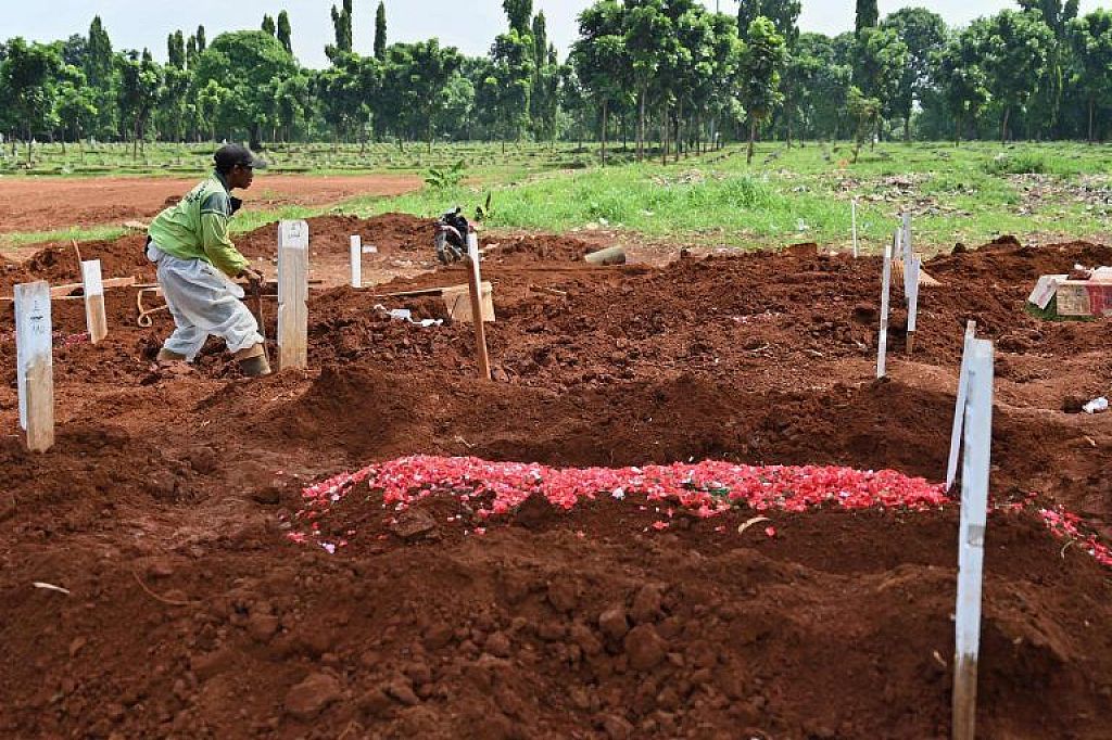 Totengräber in Indonesien © APA, AP (1)