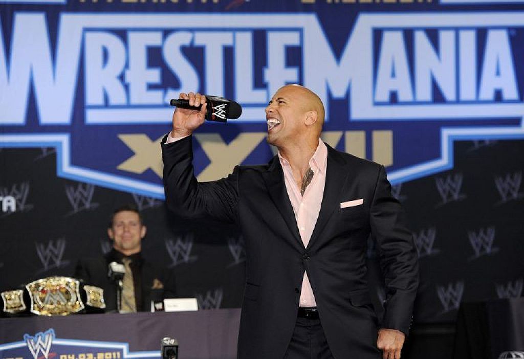 © AP/WWE