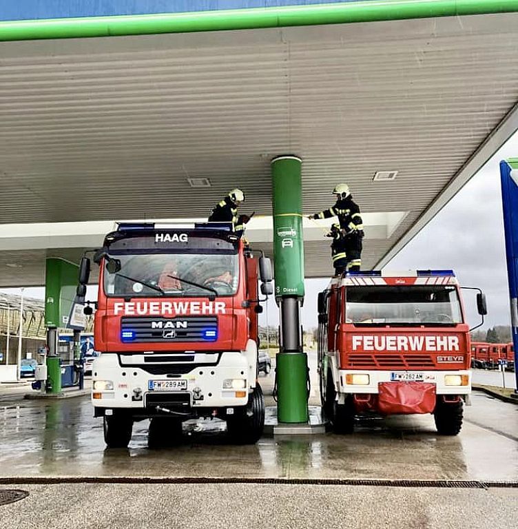 © APA/BFKDO AMSTETTEN