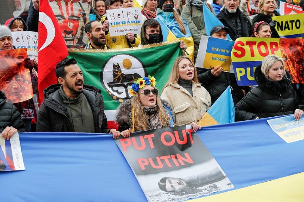UKRAINE-CRISIS/TURKEY-PROTESTS
 © REUTERS