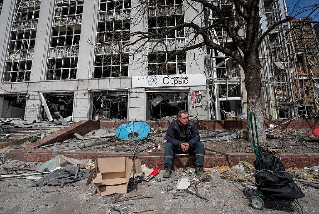 UKRAINE-CRISIS/MARIUPOL
 © REUTERS/Chingis KondarovAlexander Ermochenko/File Photo/AP Photo/Nariman El-Mofty