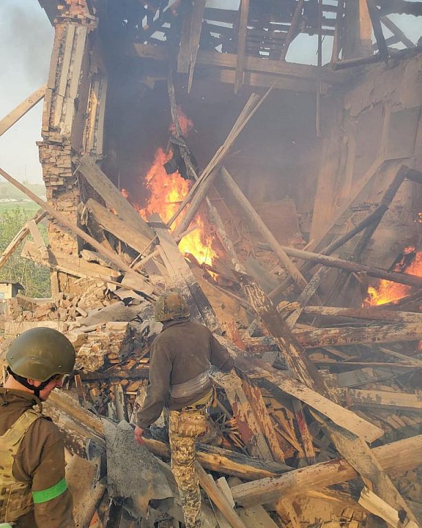 UKRAINE-CRISIS/LUHANSK
 © State Emergency Services/Handout via REUTERS