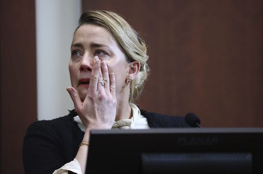 © AP, Reuters