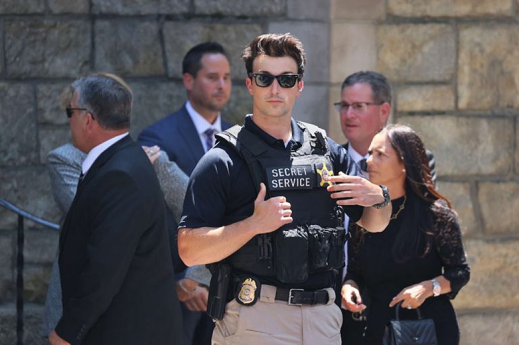 u003cpu003eUS-FUNERAL-HELD-FOR-IVANA-TRUMP-IN-NEW-YORK-CITYu003c/pu003en © AFP, AP, Reuters