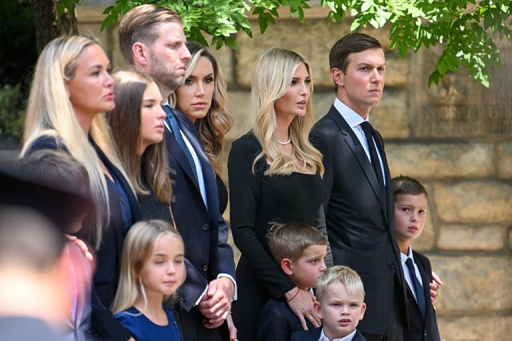 © AFP, AP, Reuters