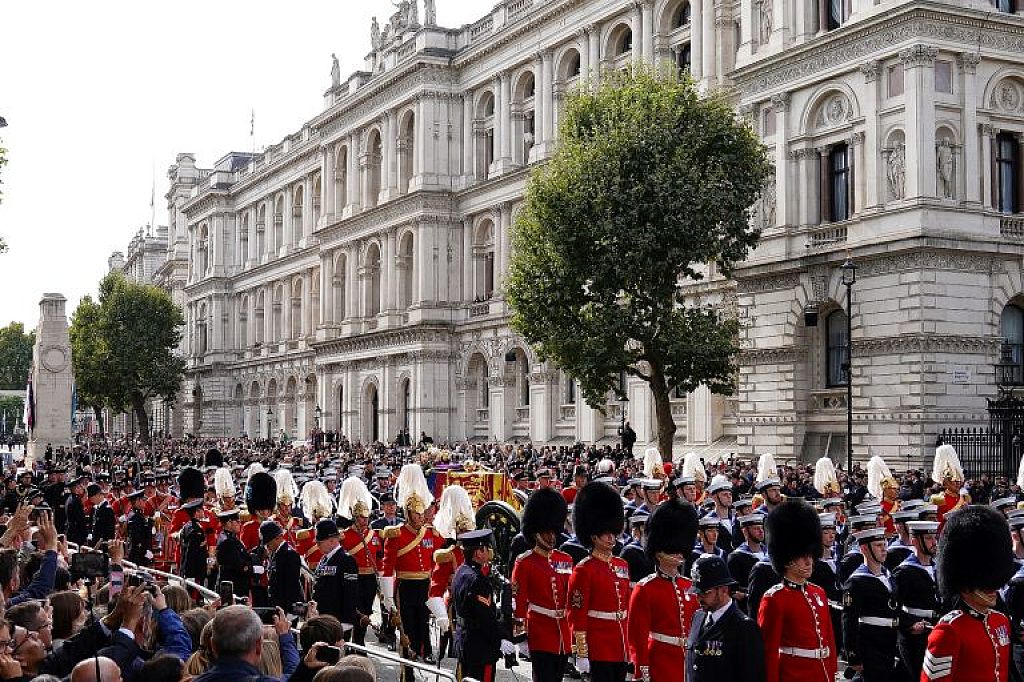 BRITAIN-ROYALS/QUEEN
 © AP/AFP/REUTERS
