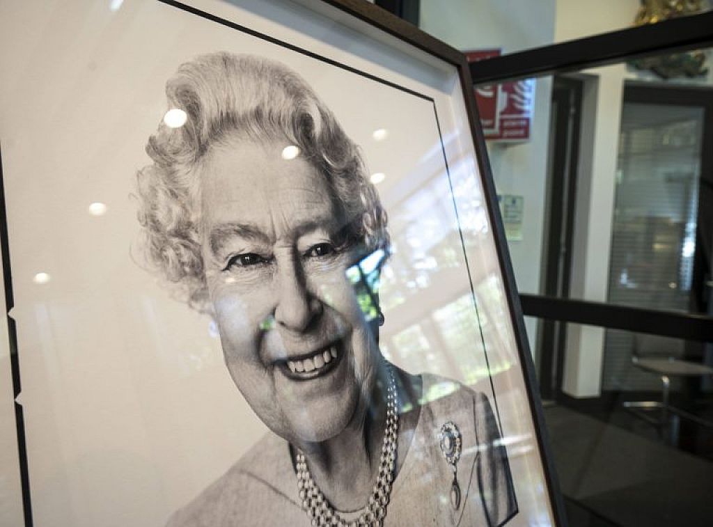 Hungary Britain Queen Elizabeth II
 © AP