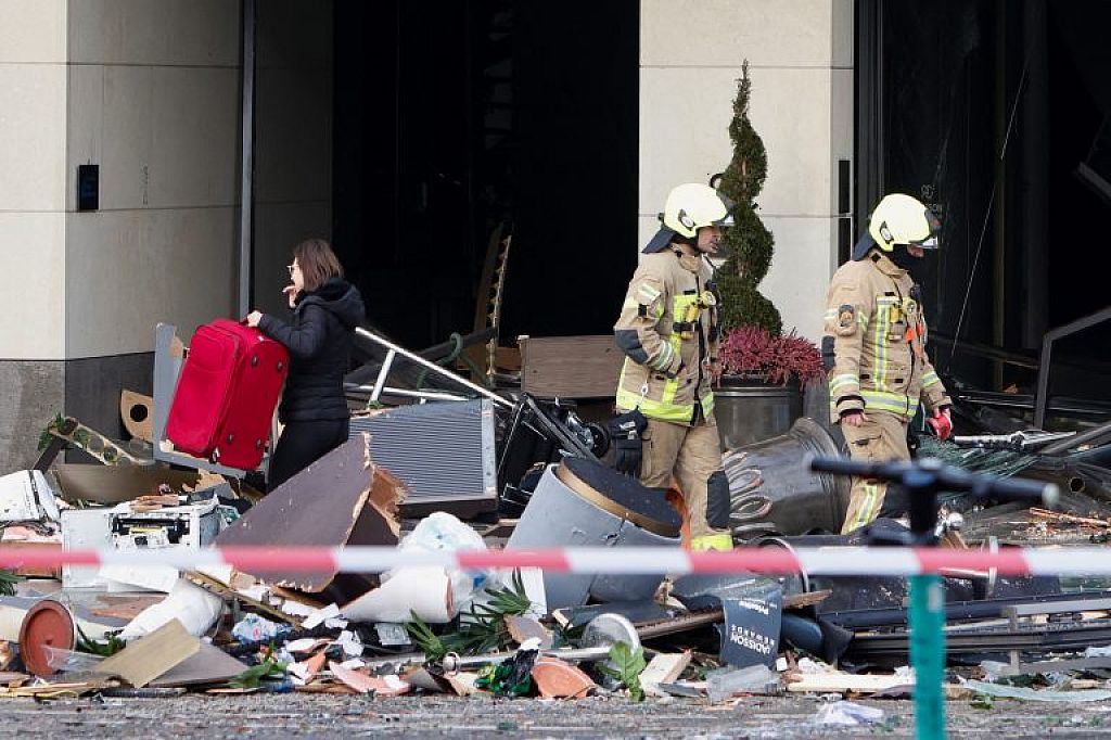 GERMANY-ACCIDENT/AQUARIUM
 © APA/REUTERS/AP