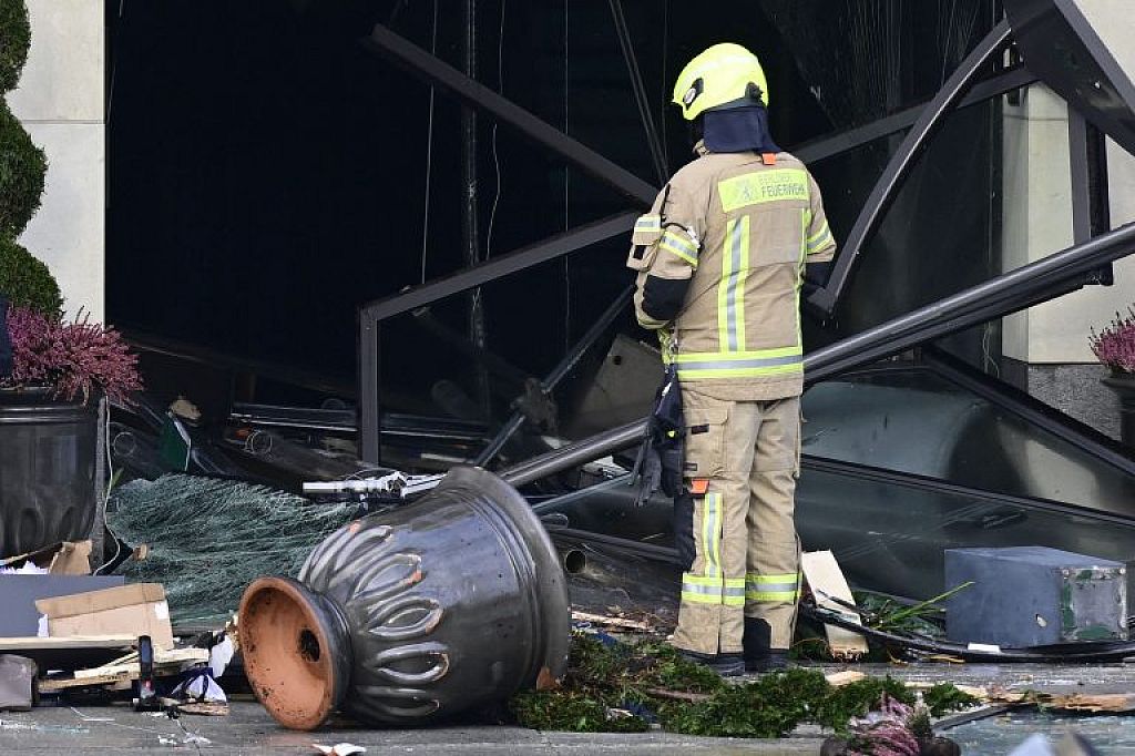 GERMANY-AQUARIUM-FISH-ACCIDENT
 © APA/REUTERS/AP