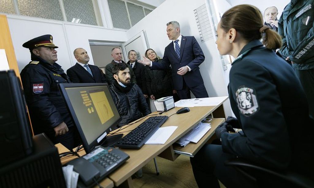 © APA/BUNDESKANZLERAMT/ANDY WENZEL/Nikolay DOYCHINOV / AFP