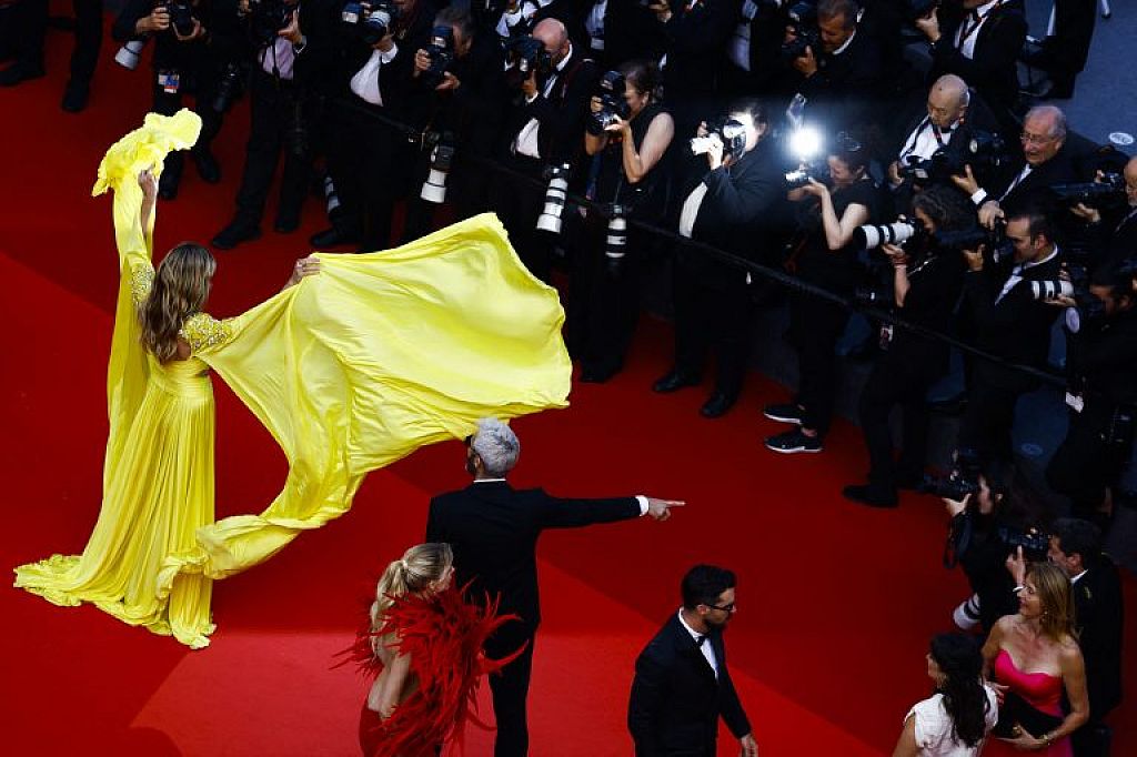 © APA; Reuters