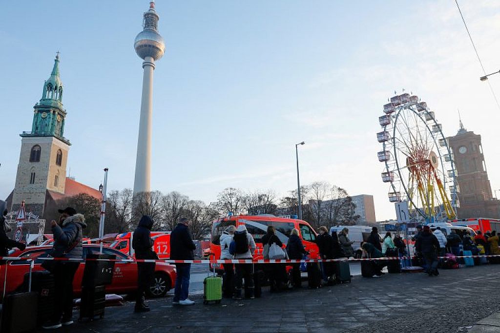 GERMANY-ACCIDENT/AQUARIUM
 © APA/REUTERS/AP