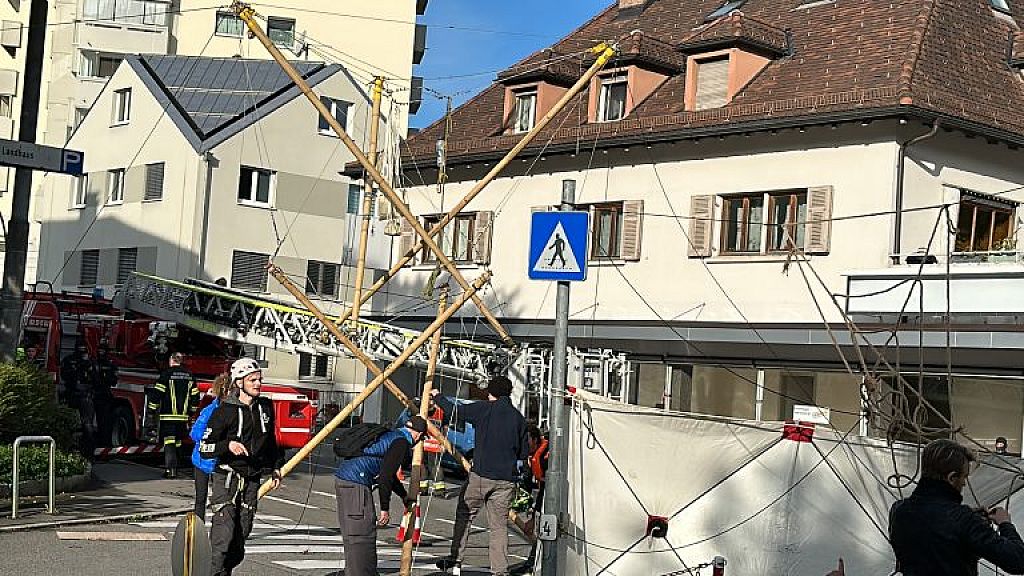 Extinction Rebellion mit Protestaktion vor dem Landhaus in Bregenz
 © Mirjam Mayer/VOL Live