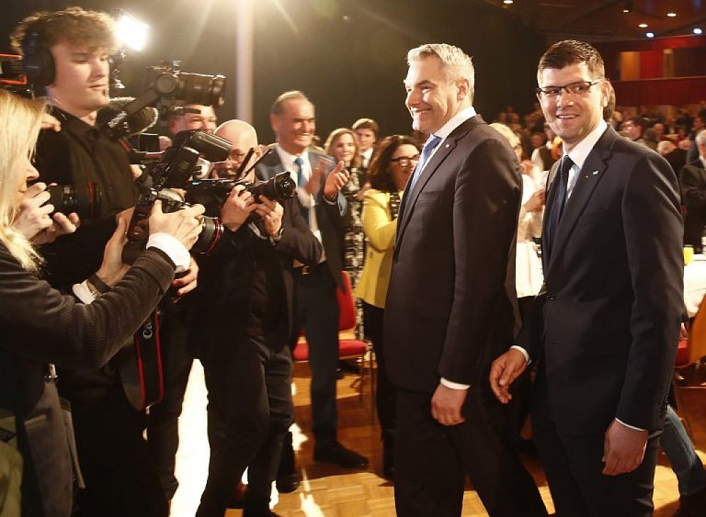 © APA/GERT EGGENBERGER