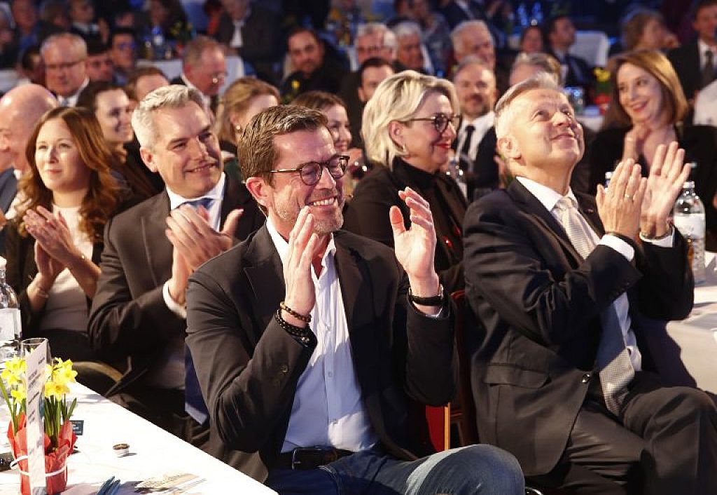 © APA/GERT EGGENBERGER