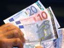 Viele bunkern Bargeld zu Hause Viele bunkern Bargeld zu Hause