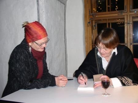 Autorin Renate Welsh zu Gast im Schlösslesaal in Röthis. Autorin Renate Welsh zu Gast im Schlösslesaal in Röthis.