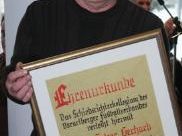 Gerhard Holzer wurde zum Ehrenmitglied gewählt. Gerhard Holzer wurde zum Ehrenmitglied gewählt.