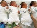 Zwei Mal vier plus sechs macht 14 Kinder Zwei Mal vier plus sechs macht 14 Kinder
