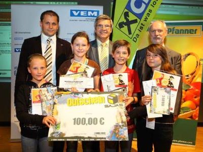 Marius Lingg inmitten der Gewinner. Marius Lingg inmitten der Gewinner.
