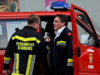 Schrunser Florianijünger befreiten am Sonntag Abend einen 35-jährigen Mann aus einem Lift im "Alpenpark Montafon". Schrunser Florianijünger befreiten am Sonntag Abend einen 35-jährigen Mann aus einem Lift im "Alpenpark Montafon".