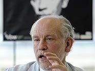 John Malkovich in Wien: "Sind Sie normal? Wer ist das schon?" John Malkovich in Wien: "Sind Sie normal? Wer ist das schon?"