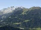 Auf dem Güterweg Matschwitz werden am 8. und 9. September Asphaltierungsarbeiten durchgeführt. Blick auf das Gebiet Golm, die Drei Türme und das Gauertal. Auf dem Güterweg Matschwitz werden am 8. und 9. September Asphaltierungsarbeiten durchgeführt. Blick auf das Gebiet Golm, die Drei Türme und das Gauertal.