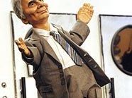 Puppen-Faymann bekommt Besuch von Puppen-Sarkozy. Puppen-Faymann bekommt Besuch von Puppen-Sarkozy.