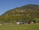 Der Gamplaschgerweg in Schruns wird asphaltiert. Daher ist eine Straßensperre notwendig. Der Gamplaschgerweg in Schruns wird asphaltiert. Daher ist eine Straßensperre notwendig.