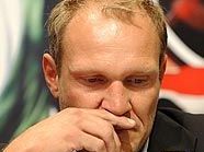 Hermann Maier hängt die Ski an den Nagel Hermann Maier hängt die Ski an den Nagel