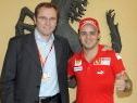 Massa (re.) mit Ferrari-Teamchef Domenicali Massa (re.) mit Ferrari-Teamchef Domenicali