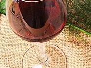 Rotwein und Fisch gehen nicht zusammen - oder doch? Rotwein und Fisch gehen nicht zusammen - oder doch?