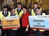 Vizebürgermeisterin Brauner präsentiert ihre neue Truppe. Vizebürgermeisterin Brauner präsentiert ihre neue Truppe.