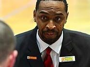 Clubs-Headcoach Aaron Mitchell spekuliert mit dem dritten Sieg in Folge Clubs-Headcoach Aaron Mitchell spekuliert mit dem dritten Sieg in Folge