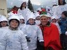 Schneeflöcklein so weiß - sangen die Kindergärtler ihrem Bürgermeister Harald Sonderegger vor. Schneeflöcklein so weiß - sangen die Kindergärtler ihrem Bürgermeister Harald Sonderegger vor.