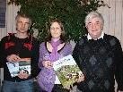 Jürgen Schafroth, Sabine Tumler und Peter Elgaß gestalteten die Bergfilmnacht. Jürgen Schafroth, Sabine Tumler und Peter Elgaß gestalteten die Bergfilmnacht.