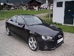 Der Audi A5: ein rundum sportliches Fahrzeug. Der Audi A5: ein rundum sportliches Fahrzeug.