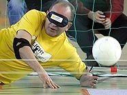 Herbert Prohaska als Tormann während des Promi-Torballturniers Herbert Prohaska als Tormann während des Promi-Torballturniers