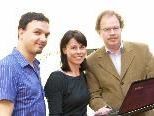 Michael Klotz, Maria Gabriel und Bürgermeister Florian Kasseroler bei der Eröffnung. Michael Klotz, Maria Gabriel und Bürgermeister Florian Kasseroler bei der Eröffnung.