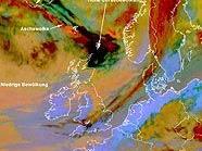 Satellitenbild vom Ausbruch des Vulkans "Eyjafjallajokull" auf Island