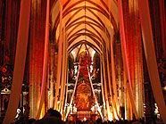 Stephansdom mit einer Installation von Stefan Knor Stephansdom mit einer Installation von Stefan Knor