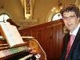 Der Organist Dr. Rudolf Berchtel an der Orgel der Pfarrkirche in Bezau Der Organist Dr. Rudolf Berchtel an der Orgel der Pfarrkirche in Bezau