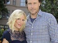 Spelling war mit Charlie Shanian verheiratet, als sie Dean McDermott Spelling war mit Charlie Shanian verheiratet, als sie Dean McDermott