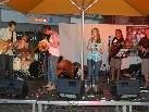 Die Band "Vivid" gastierte am vergangenen Freitag Abend auf dem Schrunser Kirchplatz Die Band "Vivid" gastierte am vergangenen Freitag Abend auf dem Schrunser Kirchplatz