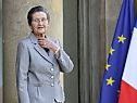 Veil darf sich über den bedeutenden Preis freuen Veil darf sich über den bedeutenden Preis freuen