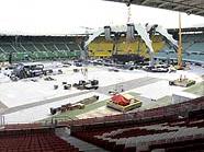 Gigantisch: Die Bühne von U2 im Wiener Ernst-Happel-Stadion