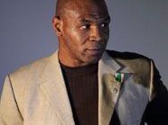 Mike Tyson finanzierte sich mit dem Gastauftritt in "The Hangover" seine Drogen Mike Tyson finanzierte sich mit dem Gastauftritt in "The Hangover" seine Drogen